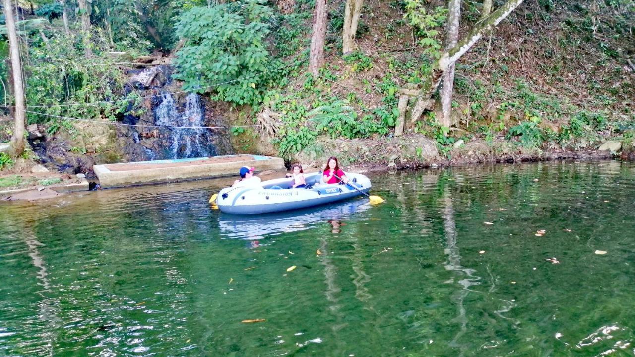 Hilamito Lodge Tela Luaran gambar