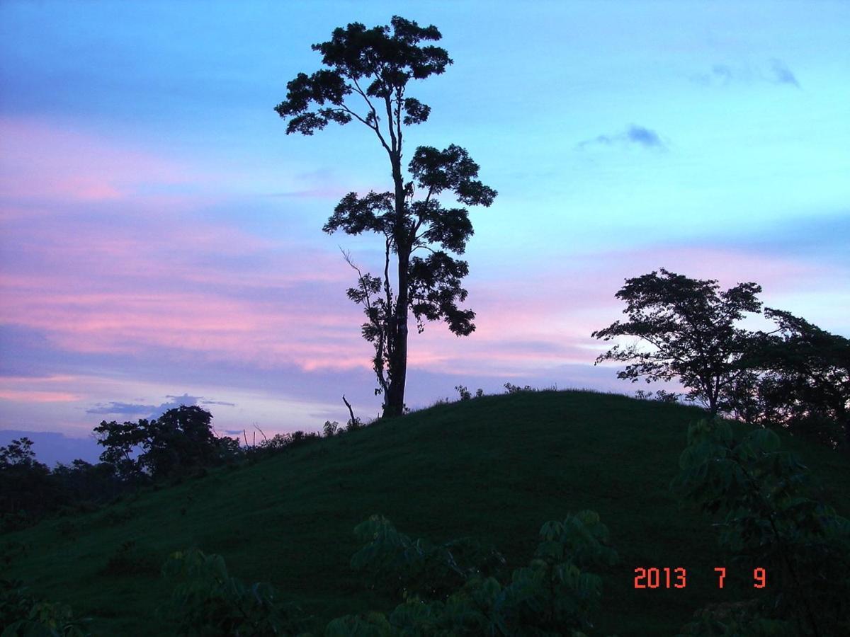 Hilamito Lodge Tela Luaran gambar