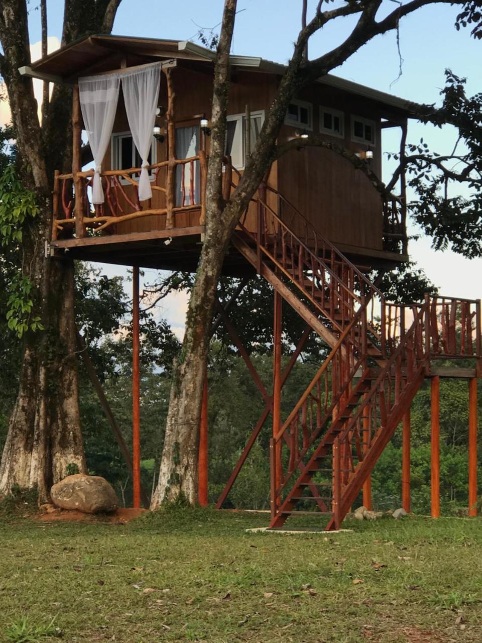 Hilamito Lodge Tela Luaran gambar
