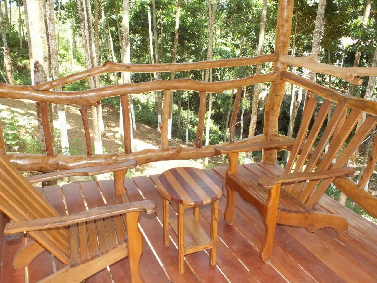 Hilamito Lodge Tela Luaran gambar